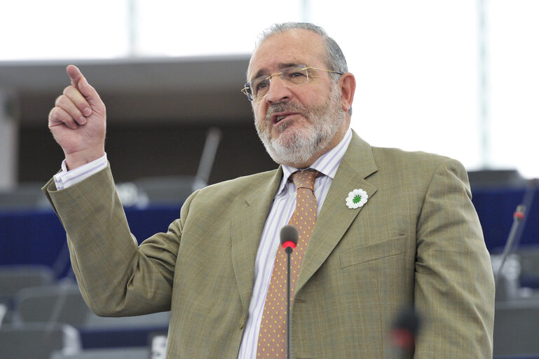 Valokuva 27: Hemicycle during the Plenary Session in Strasbourg - Week 27 - Scheme for food distribution to the most deprived persons in the Union