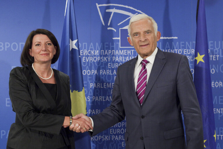 Valokuva 21: EP President  meets with the President of Kosovo