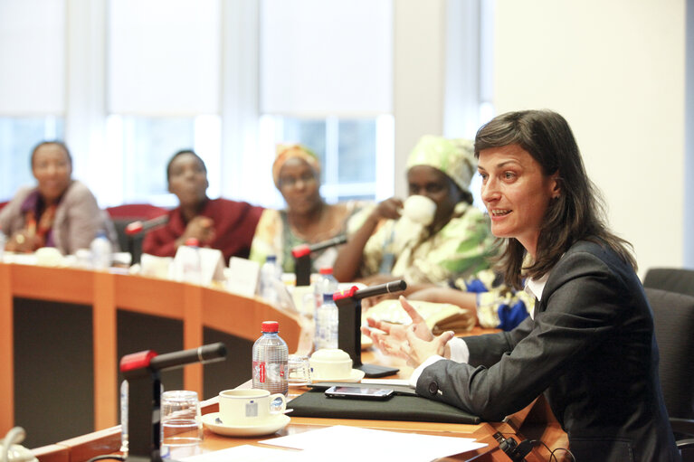 Photo 1 : Study visit of female MPs from Burundi to the European Parliament