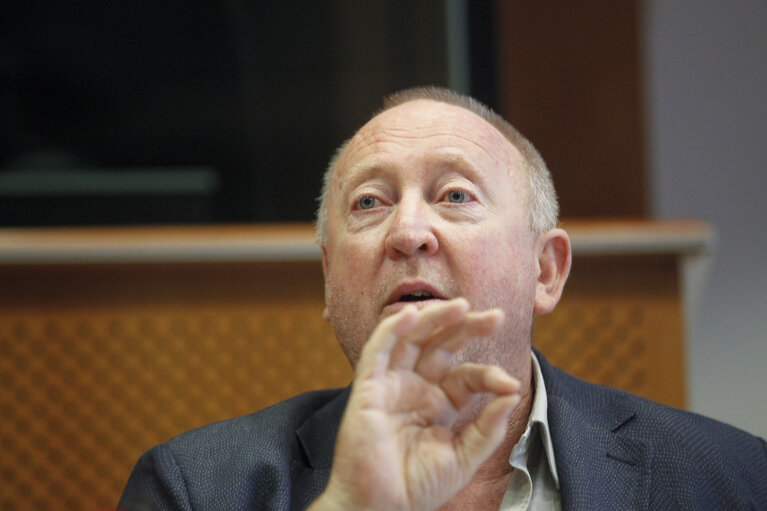 How the Canada-EU free trade will affect social and environmental policy in EU and Canada