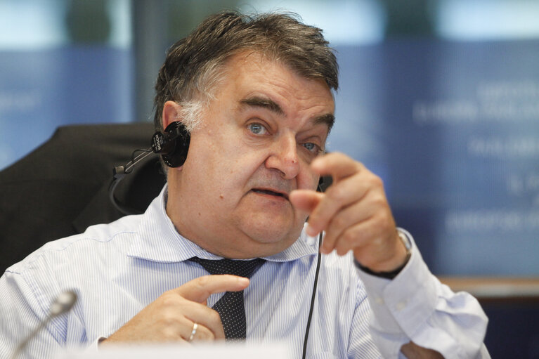 Fotografia 23: ITRE Committee: Alberto POTOTSCHNIG ACER Director presents 2012 work programme