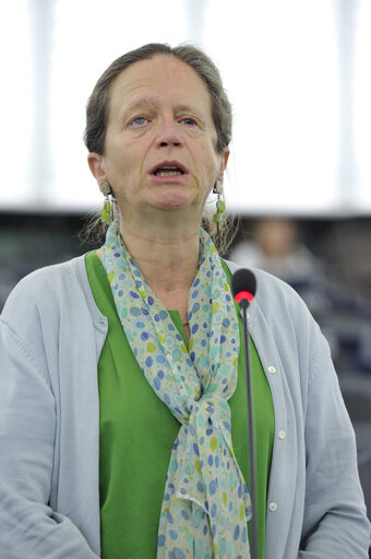 Fotó 44: Hemicycle during the Plenary Session in Strasbourg - Week 27 - Scheme for food distribution to the most deprived persons in the Union