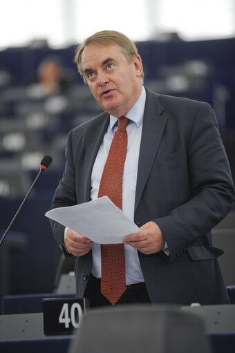 Fotografija 10: MEPs during Plenary Session in Strasbourg - Week 37