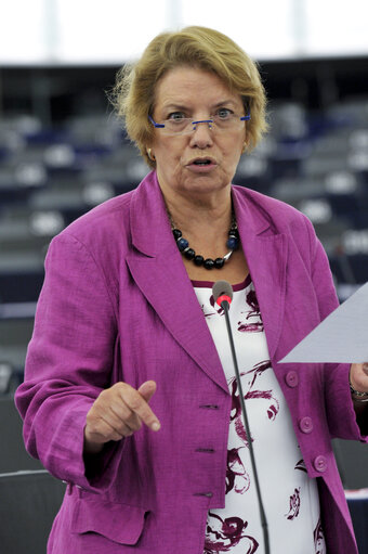 Fotó 34: Hemicycle during the Plenary Session in Strasbourg - Week 27 - Scheme for food distribution to the most deprived persons in the Union