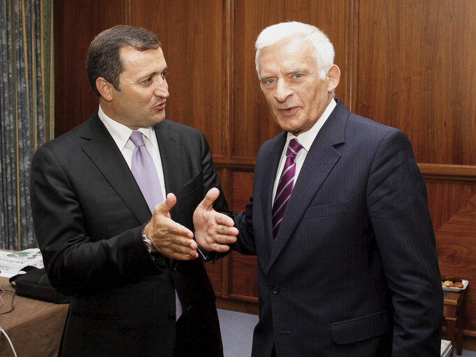 Photo 9: European Parliament President Jerzy Buzek /L/ meeting with Vladimir Filat, Prime Minister of the Republik of Moldova during the meeting of the EPP Group Bureau in Wroclaw