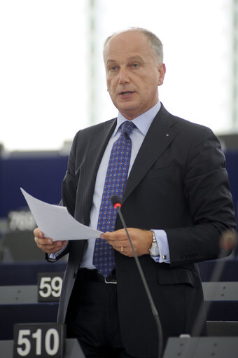 Fotografija 3: MEPs during Plenary Session in Strasbourg - Week 37