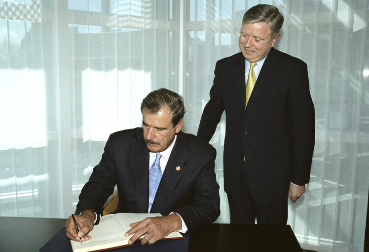 Fotó 4: Visit of the President of Mexico to the EP.