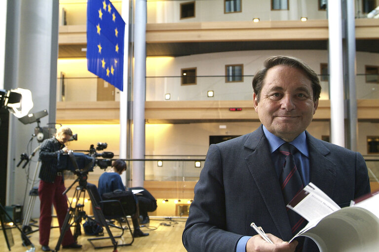 Foto 2: Andre LAIGNEL at the EP in Strasbourg