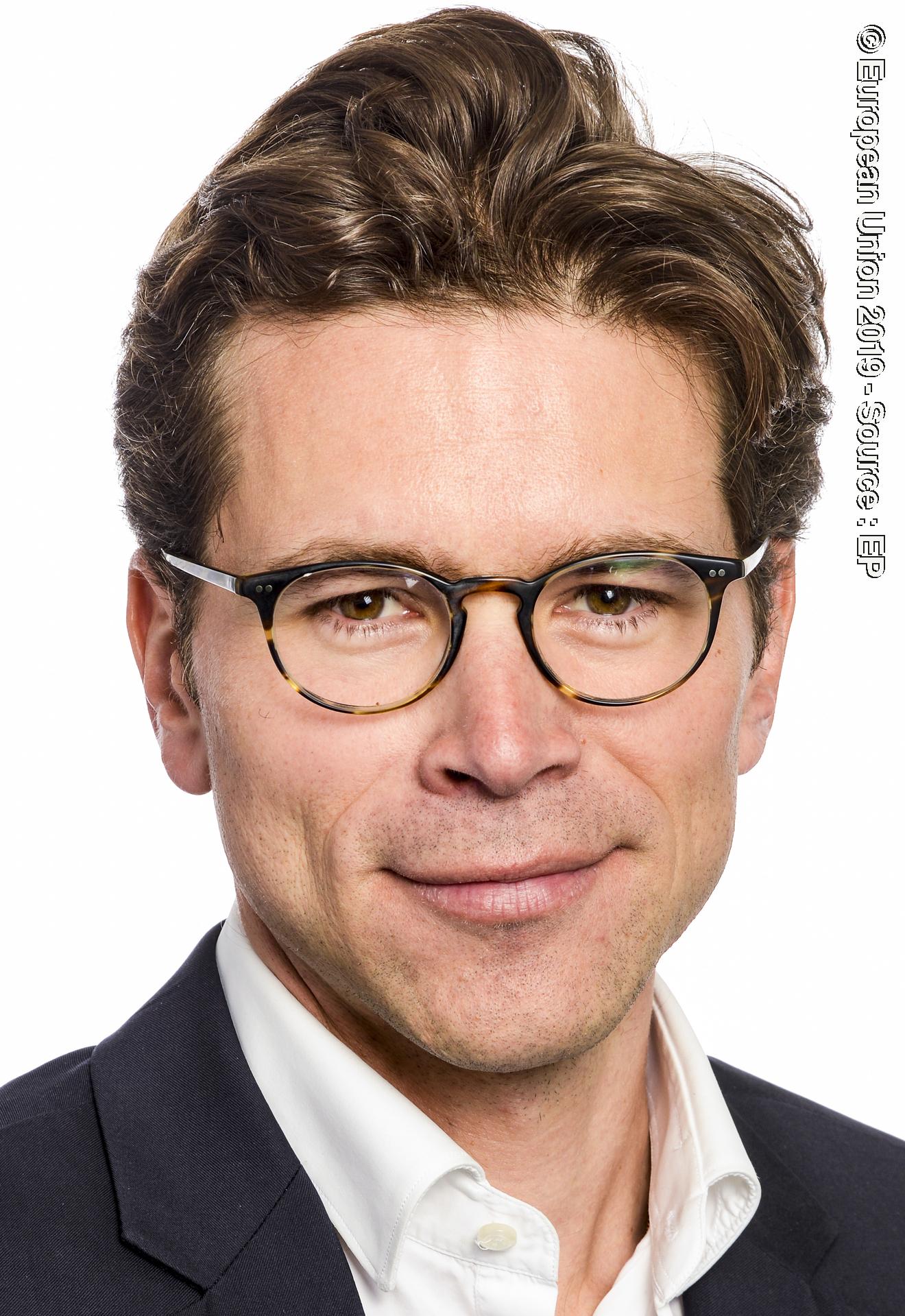Photo 16: Geoffroy DIDIER official portrait - 9th Parliamentary term