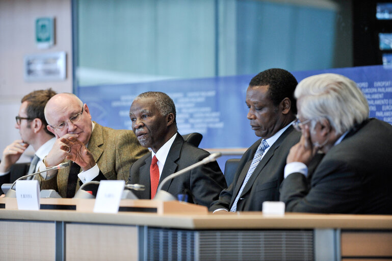 Zdjęcie 2: AFET Committee meeting. Exchange of views with the former President of South Africa, on the forthcoming elections in Sudan.