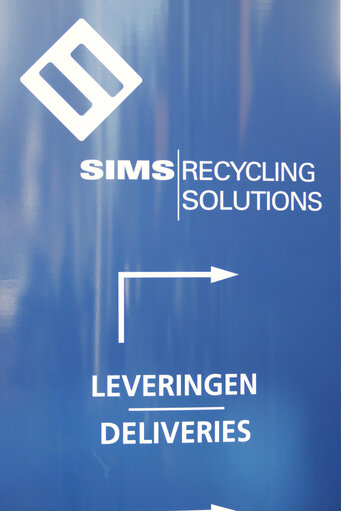 Fotografi 21: Recycling solutions, waste management and processing, of multimedia devices