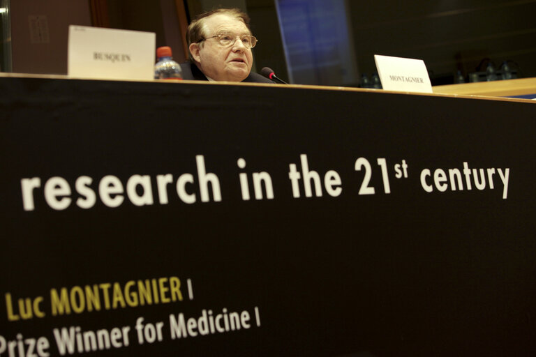 Billede 4: STOA (Science and Technology Options Assessment) - The Future of Biomedical Research in the 21st century in the presence of Nobel Prize winner for Medicine 2008