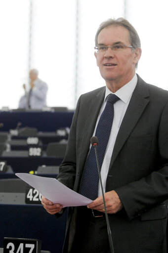 Fotagrafa 3: Alain CADEC plenary session , vice President