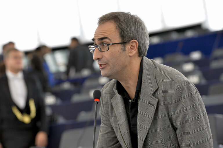 Fotografija 17: Plenary  session week 51 2014 in Strasbourg - Explanation of votes