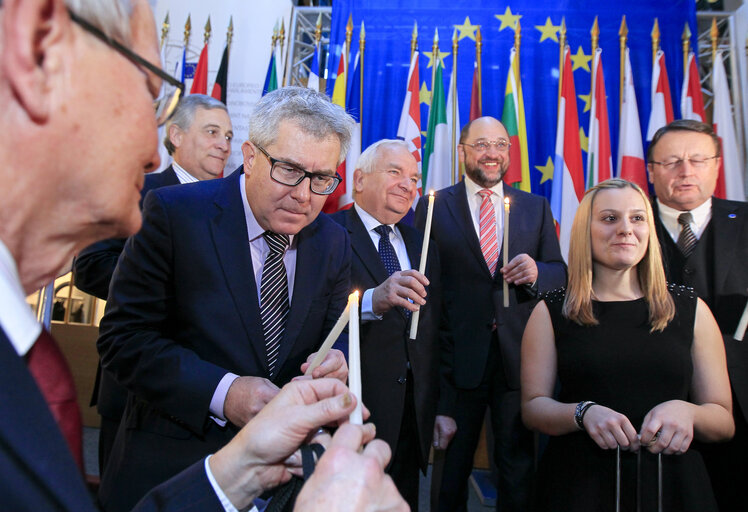 Valokuva 5: The Handover of the Flame of Peace of Bethlehem