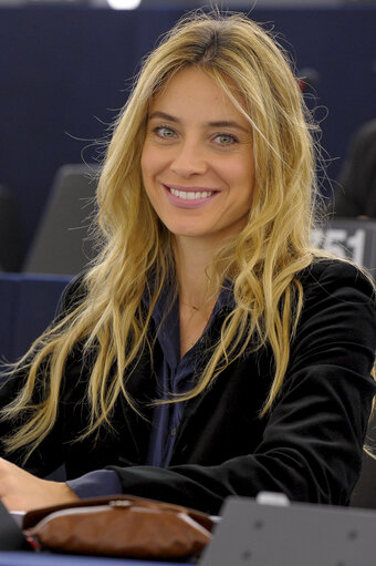 Photo 6 : Barbara MATERA in Plenary chamber during session week 51 2014