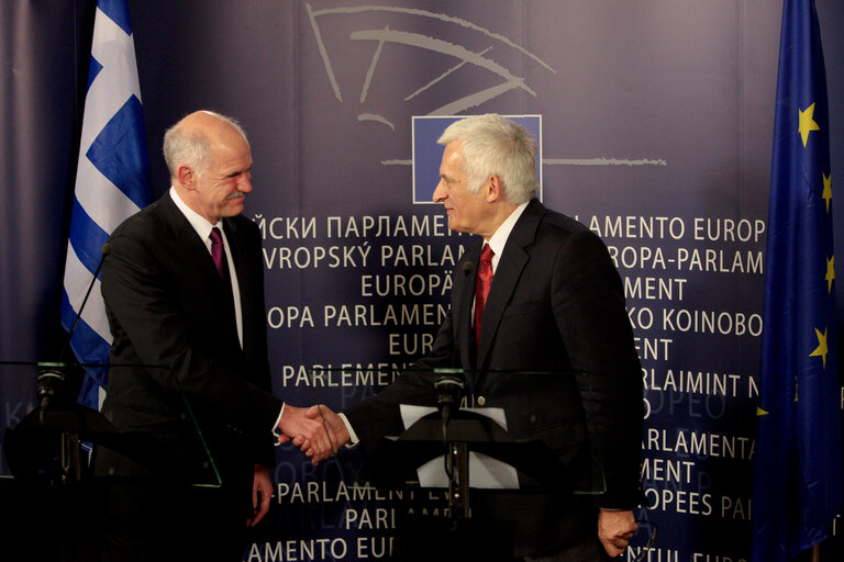 Fotografia 5: Press point Papandreou, Jerzy Buzek, EP President