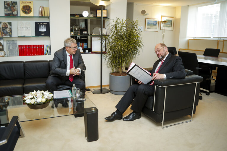 Martin SCHULZ - EP President meets with MEP Ryszard CZARNECKI
