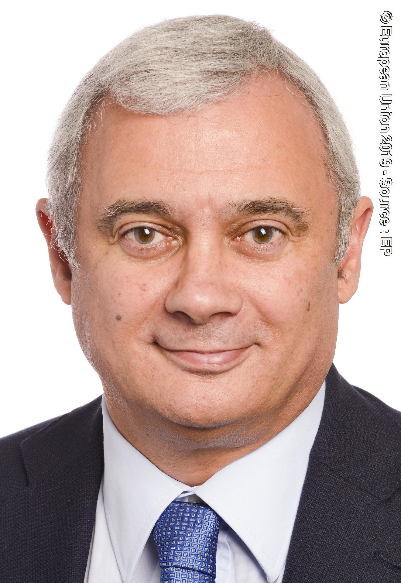 Photo 18: Pedro SILVA PEREIRA official portrait - 9th Parliamentary term
