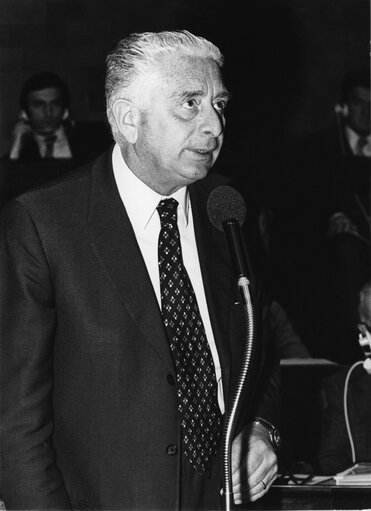 SCARASCIA Mugnozza, April 1976