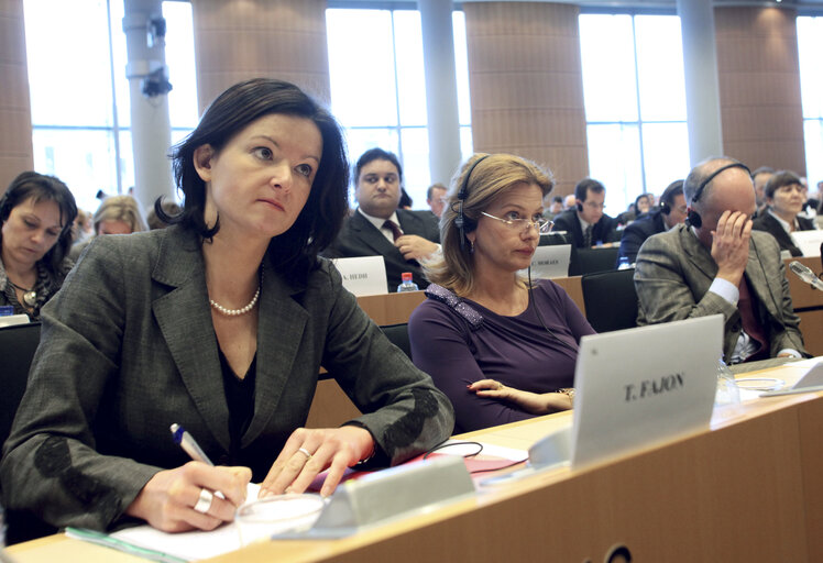 Fotografija 45: Hearing of Viviane Reding, Commissioner designate for Justice, fundamental rights and Citizenship. LIBE, JURI, FEMM -