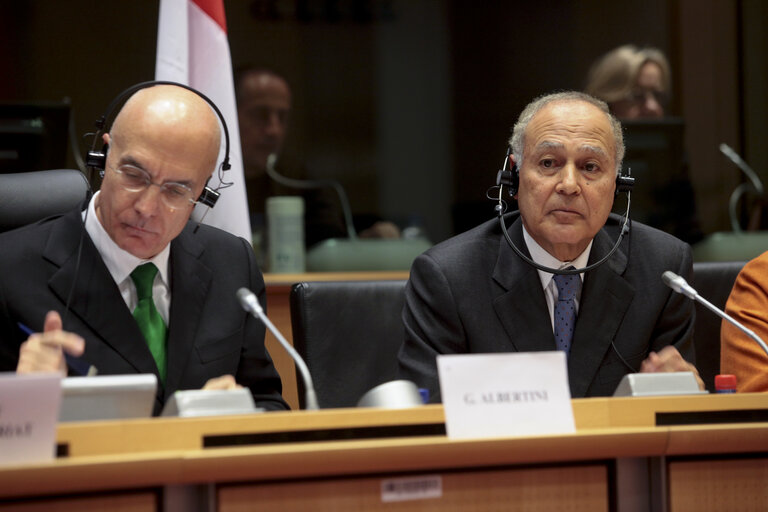 Fotografija 7: AFET - Committee on Foreign Affairs   Jointly with the Delegation for relations with the Maghreb countries and the Arab Maghreb Union. Public hearing - Strengthening relations with neighbourhood countries: lessons learnt from Morocco's advanced status