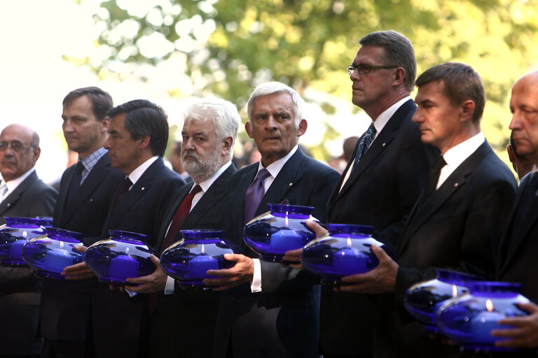 Fotografia 13: Poland marks the 70th anniversary of the outbreak of World War II by holding a ceremony