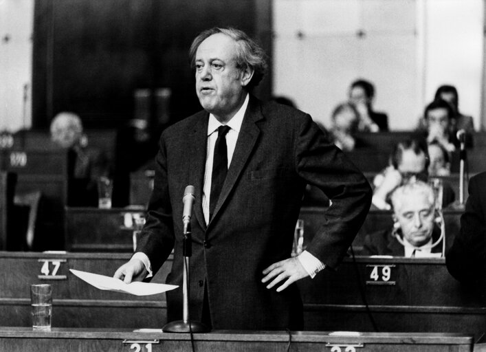 SOAMES Christopher, February 1976