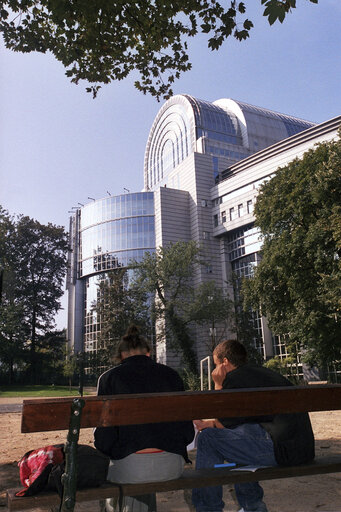 Outside view of the Paul-Henri SPAAK Building.PHS