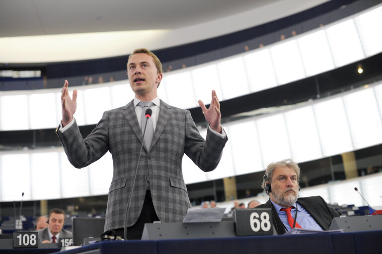 Photo 26 : plenary session week 51 2014 in Strasbourg - Freedom of expression in Turkey