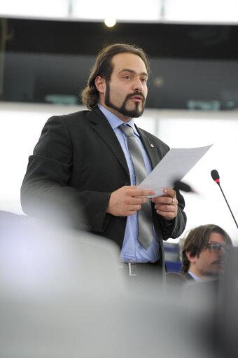 Снимка 4: plenary session week 51 2014 in Strasbourg - Freedom of expression in Turkey