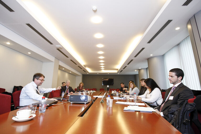 Foto 1: Study visit of High level officials from the Brazilian Congress - Meeting with the Director General of DG ITEC