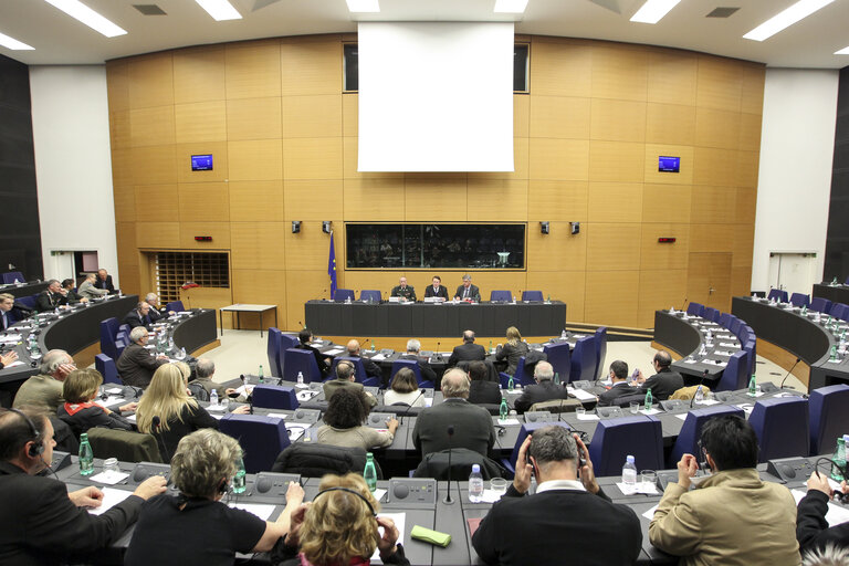 Foto 11: Paneuropean Working Group of the European People's Party - Lecture on the topic of 'Eurocorps, an instrument of peace ‚Äì at the service of EU, NATO and United Nations'