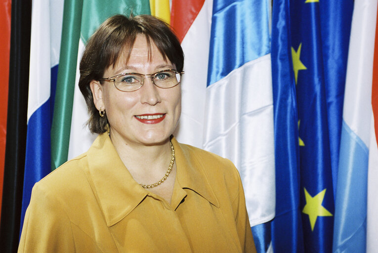 Fotagrafa 9: Portrait of MEP Riitta MYLLER in Strasbourg