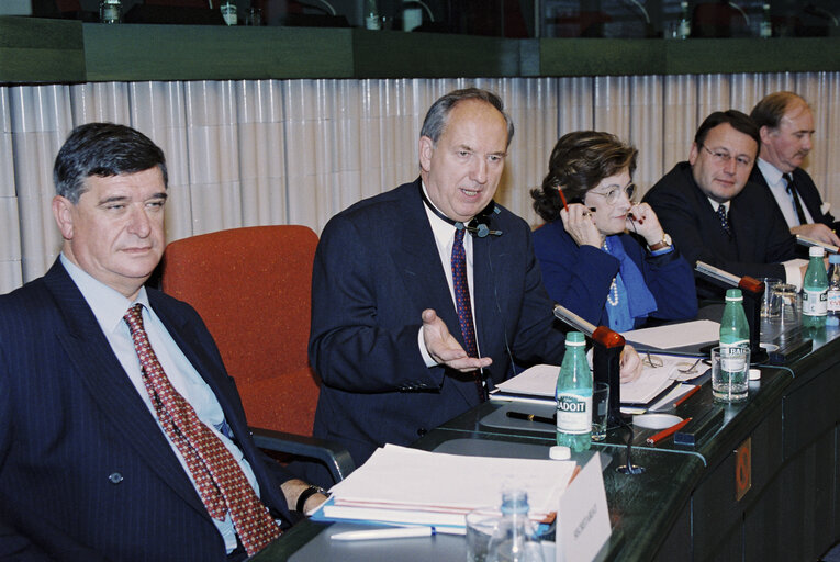 The MEPs Ingo FRIEDRICH, Paul RUBIG during a meeting in Strasbourg in October 1999.