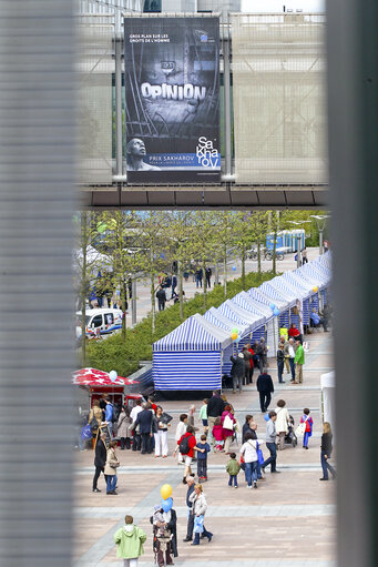 Foto 4: Festival of Europe  Open day 2012 in Brussels