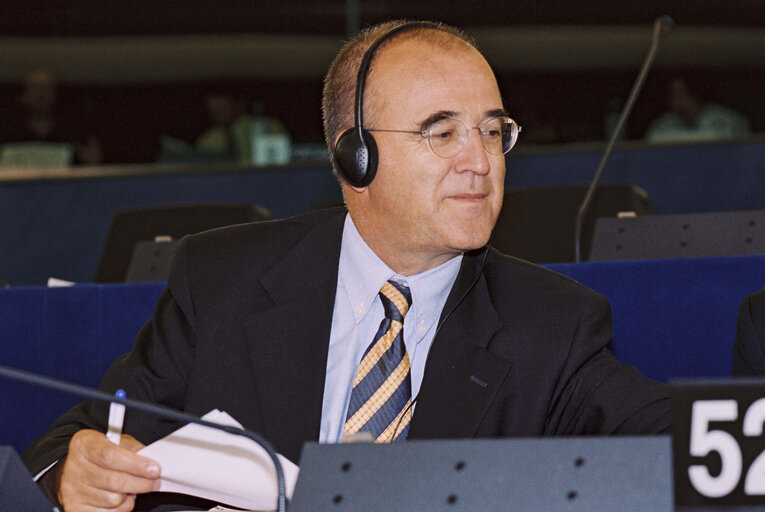 Photo 8: MEP Bernard POIGNANT in the European Parliament in Strasbourg