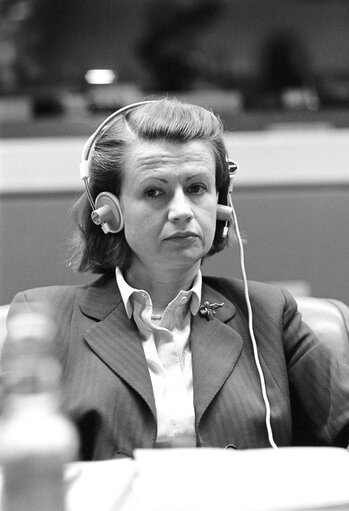 Fotografija 7: The MEP Mechthild VON ALEMANN during a meeting in Luxembourg on February 1981.