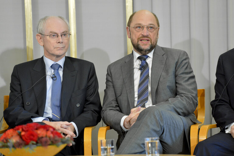 Valokuva 11: Press Conference of the 3 Presidents of the European Union for The Nobel Peace Prize 2012 award