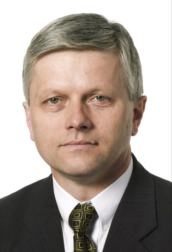 Suriet 34: Observers - 5th Parliamentary Term