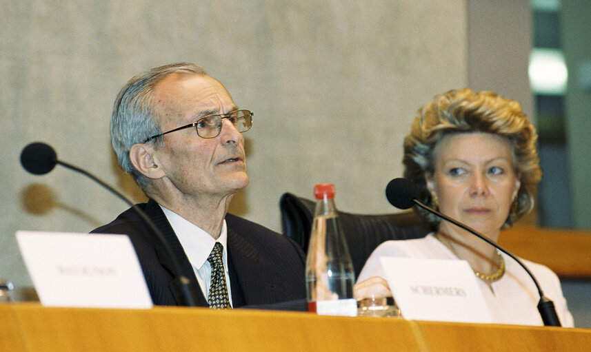 Foto 5: Meeting:  Assessing the achievements of European integration