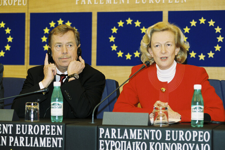 Foto 8: Press Conference of Vaclav HAVEL, President of the Czech Republic