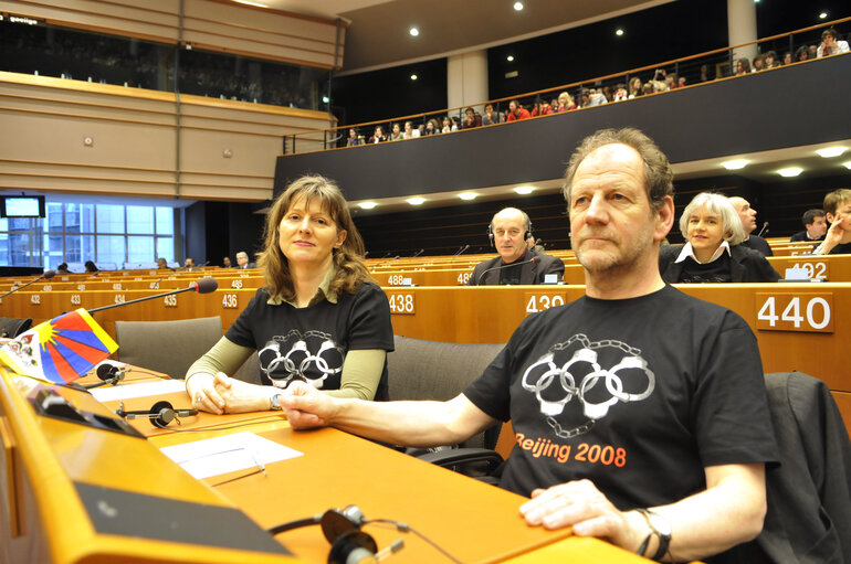 Fotografie 12: Extraordinary plenary session of the EP in Brussels, on the situation in Tibet.