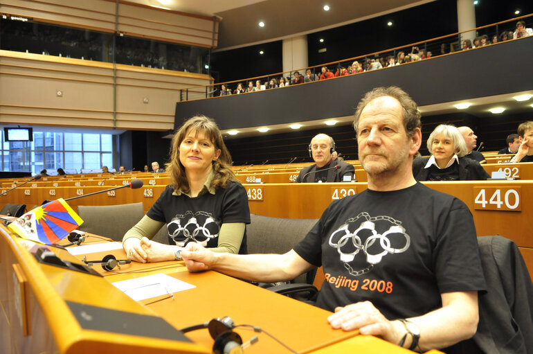 Fotografie 13: Extraordinary plenary session of the EP in Brussels, on the situation in Tibet.