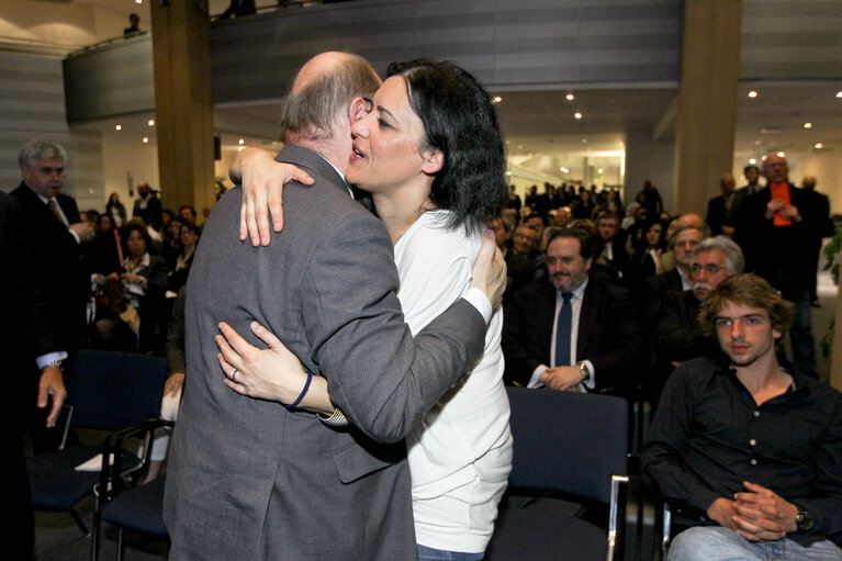 Photo 1 : Solemn celebration in memory of Miguel Portas, Member of the European Parliament with the Minister of Foreign Affairs of Portugal