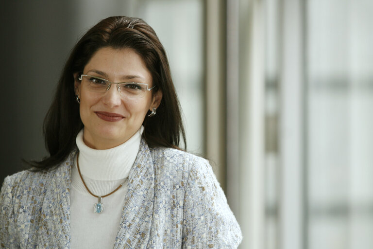 Foto 6: MEP Ramona Nicole MANESCU at the EP in BRussels.