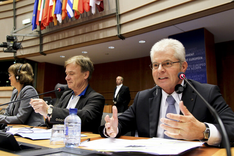 Снимка 5: Festival of Europe  Open day 2012 in Brussels  The European Parliament and active ageing. Public debate with members of the European Parliament.