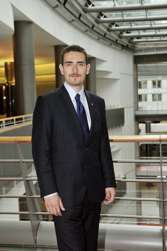 Fotografija 1: MEP Magor Imre CSIBI at the EP in Brussels.