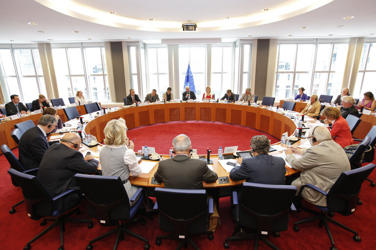 Foto 1: EP President at the Contact group Multiannual Financial Framework Meeting (MFF).