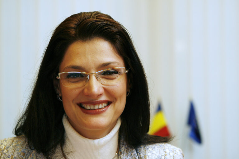 Foto 9: MEP Ramona Nicole MANESCU at the EP in BRussels.